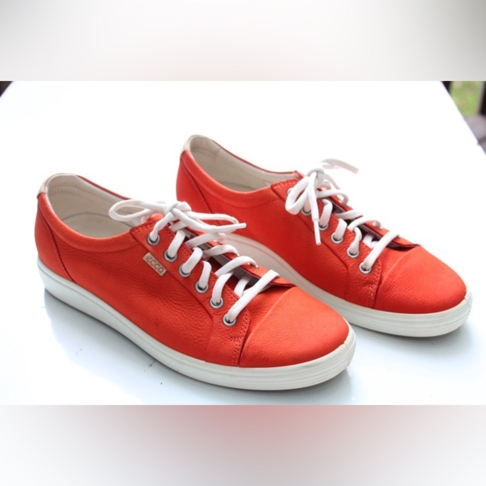 Ecco sofft sneakers